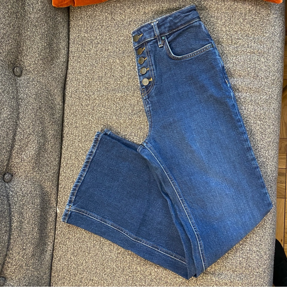 Boden High Rise Blue Jeans with Button Detail